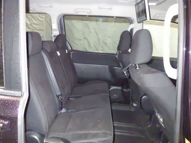 Toyota NOAH 2017 7923858-5