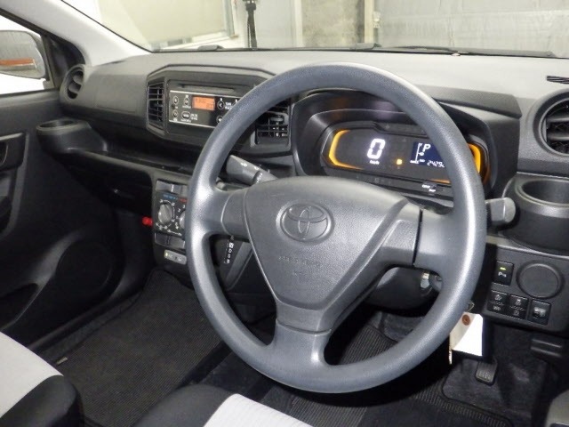 Toyota PIXIS EPOCH 2021 7923657-3