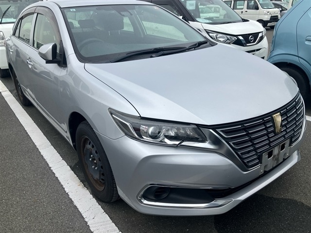 Toyota PREMIO 2017 7921966-0