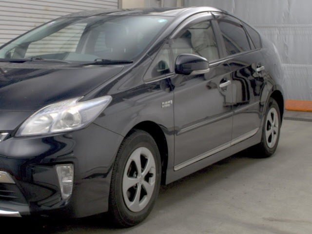 Toyota PRIUS PHV 2013 7923584-4