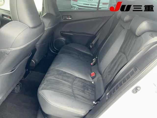 Toyota PRIUS PHV 2022 7923594-10