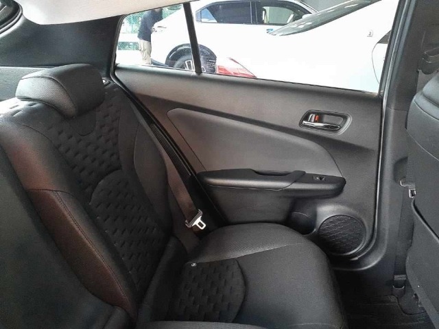 Toyota PRIUS PHV 2017 7923607-11