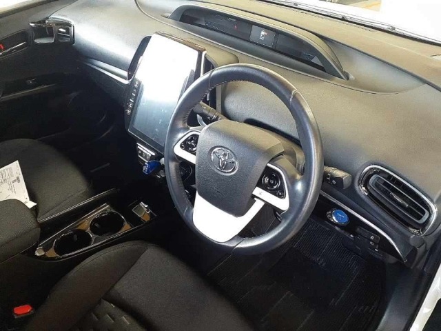Toyota PRIUS PHV 2017 7923607-9