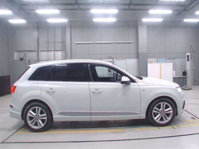 Audi Q7 2019 7921465-3