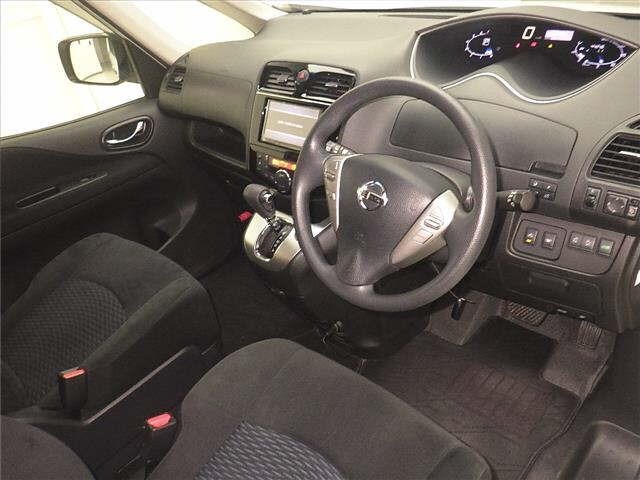 Nissan SERENA 2016 7923993-3