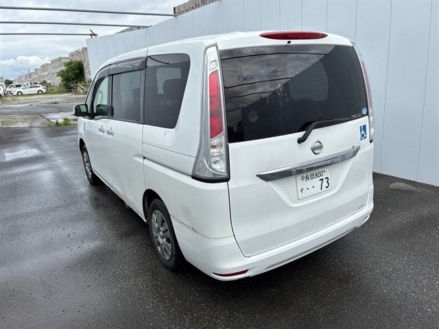 Nissan SERENA 2013 7924083-1