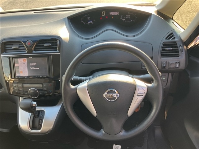 Nissan SERENA 2015 7924088-3