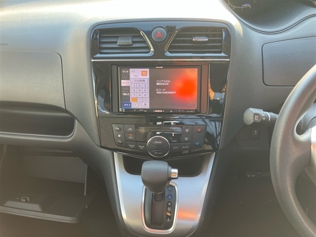 Nissan SERENA 2015 7924088-4