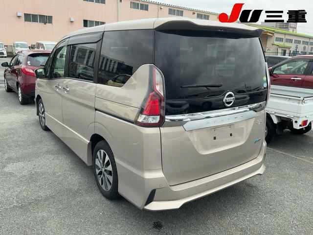 Nissan SERENA 2016 7924099-1