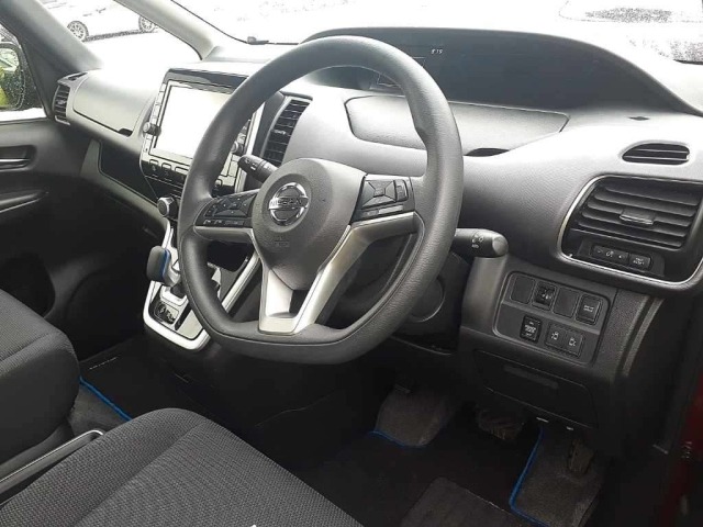 Nissan SERENA 2018 7924117-7