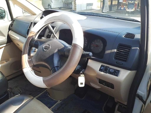 Nissan SERENA 2004 7924126-7