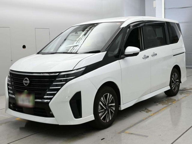 Nissan SERENA 2025 7924159-0