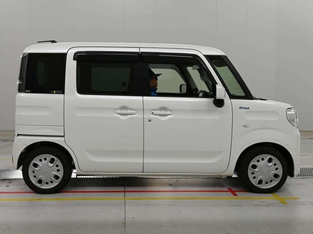 Suzuki SPACIA 2022 7926182-3