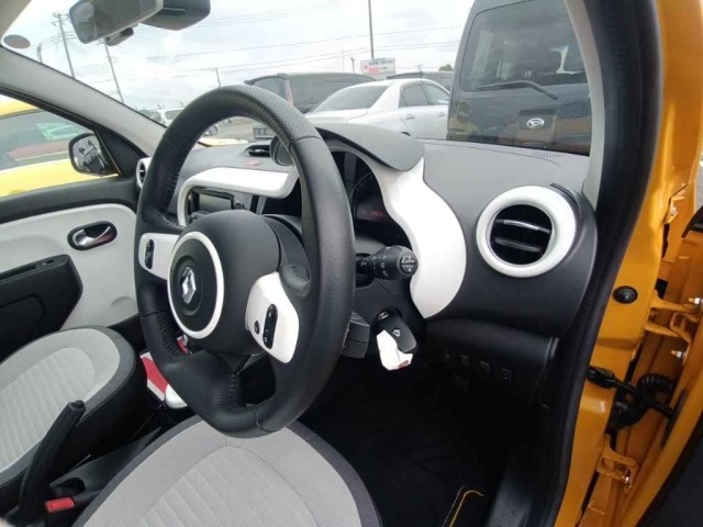 Renault TWINGO 2019 7908627-9