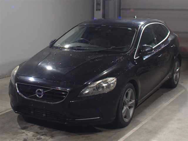 Volvo V40 2013 7910470-0