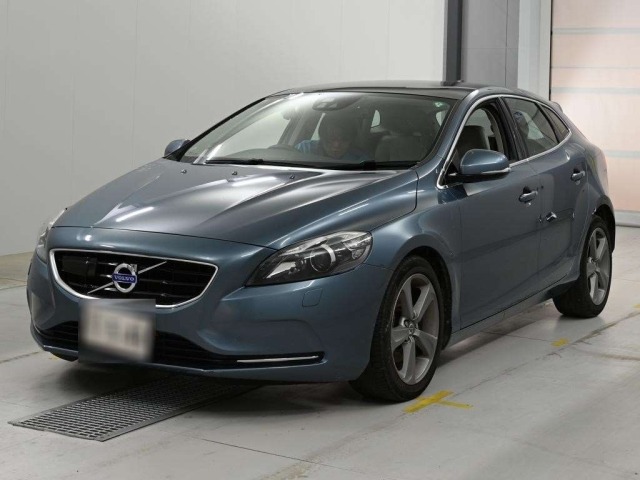 Volvo V40 2013 7910486-0