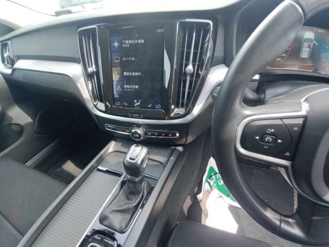 Volvo V60 2019 7918003-11