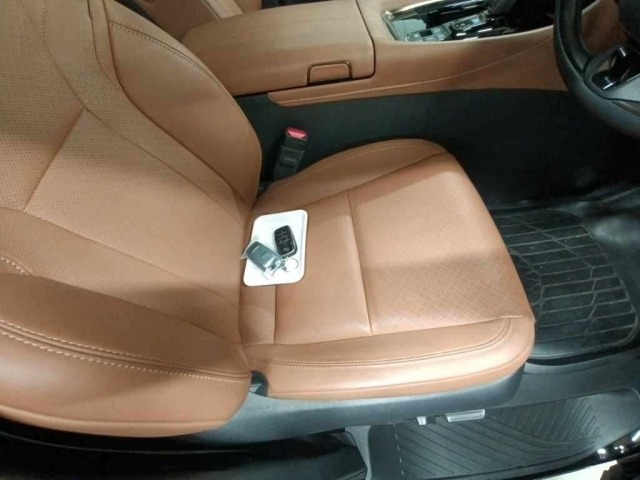 Toyota VELLFIRE 2025 7923818-10