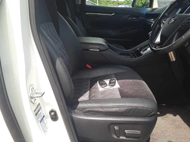 Toyota VELLFIRE 2015 7923821-8