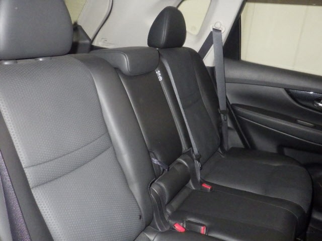 Nissan X-TRAIL 2017 7923888-8