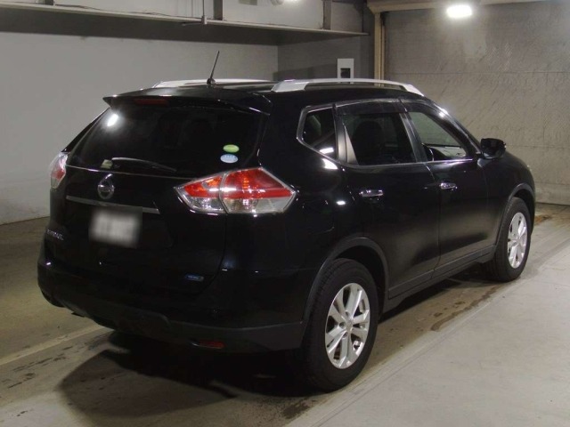 Nissan X-TRAIL 2016 7923905-1
