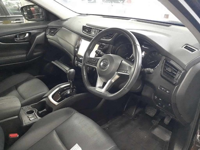 Nissan X-TRAIL 2017 7923932-9