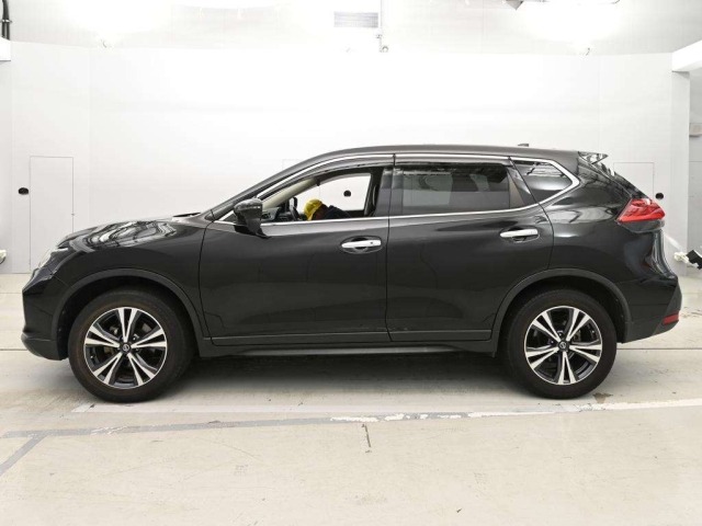 Nissan X-TRAIL 2019 7923935-4