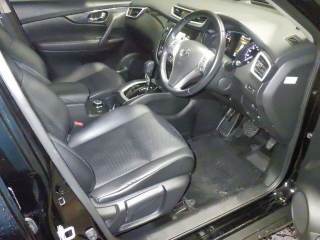 Nissan X-TRAIL 2015 7923936-3