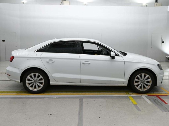 Audi A3 2015 7931368-3