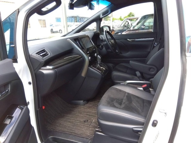 Toyota ALPHARD 2022 7927603-4
