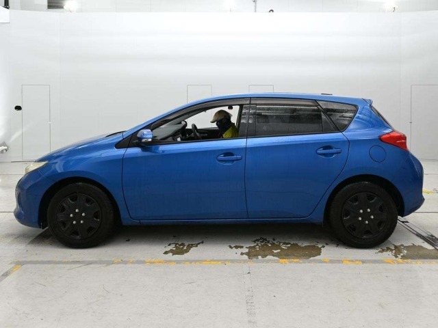 Toyota AURIS 2014 7942249-4