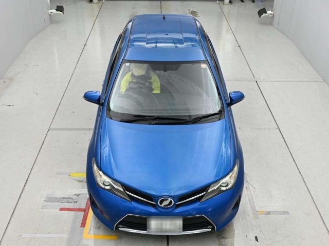 Toyota AURIS 2014 7942249-7