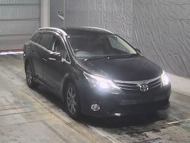 Toyota AVENSIS WAGON 2014 7942762-7