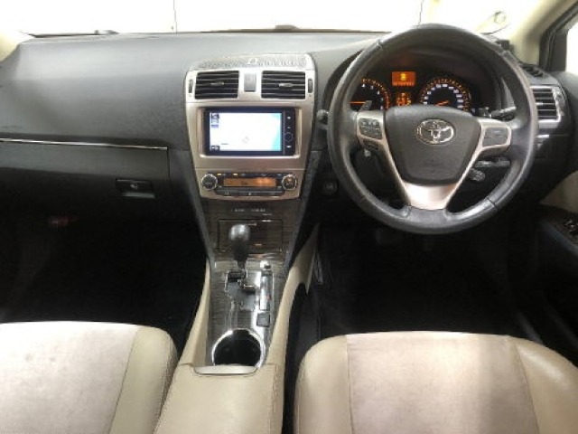 Toyota AVENSIS WAGON 2012 7942764-4