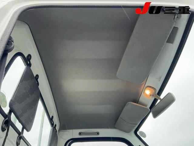 Suzuki CARRY TRUCK 2003 7943760-12