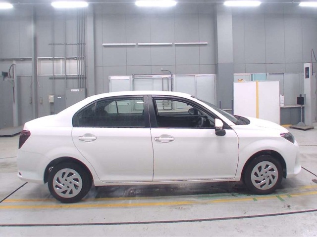 Toyota COROLLA AXIO 2025 7941806-3