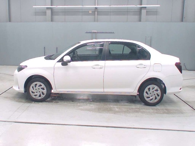 Toyota COROLLA AXIO 2025 7941806-4