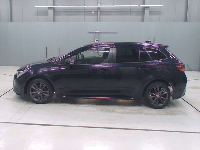 Toyota COROLLA TOURING 2021 7931886-4