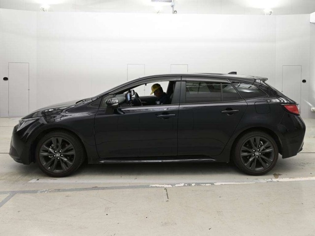 Toyota COROLLA TOURING 2022 7931897-4