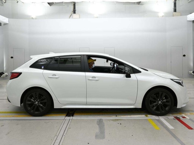 Toyota COROLLA TOURING 2024 7931922-3