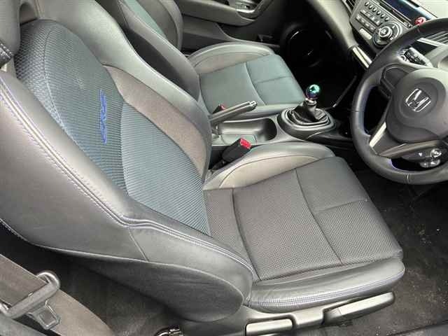 Honda CR-Z 2013 7939546-7