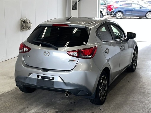 Mazda DEMIO 2015 7944435-1