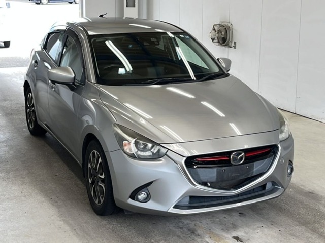 Mazda DEMIO 2015 7944435-4