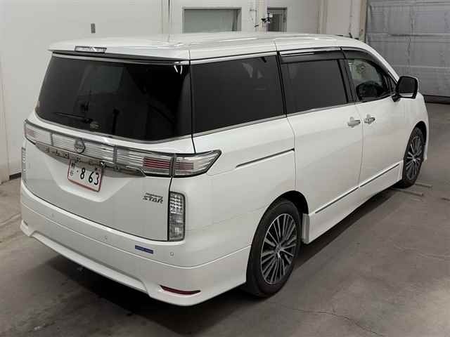 Nissan ELGRAND 2024 7945076-5