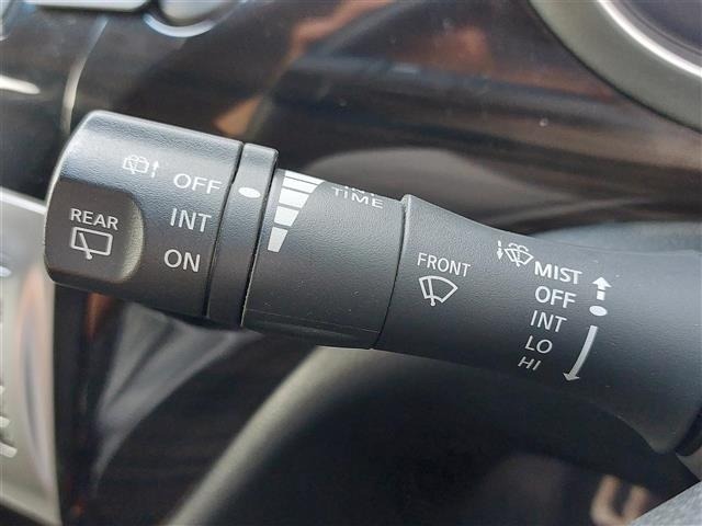 Nissan ELGRAND 2016 7945084-1