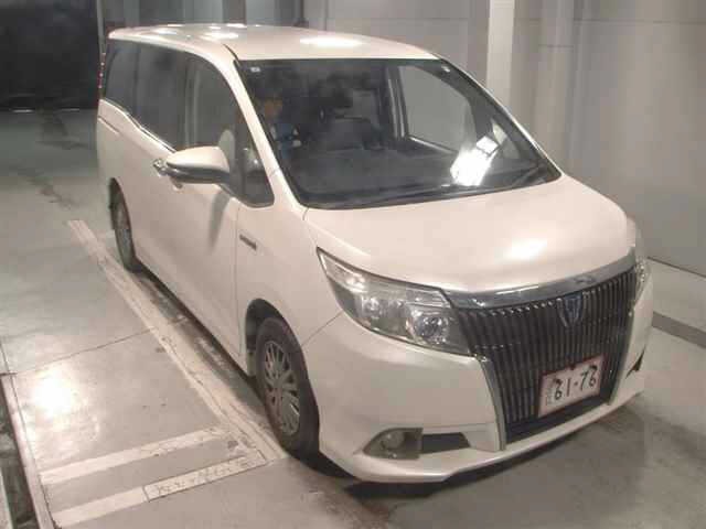 Toyota ESQUIRE 2015 7929429-0