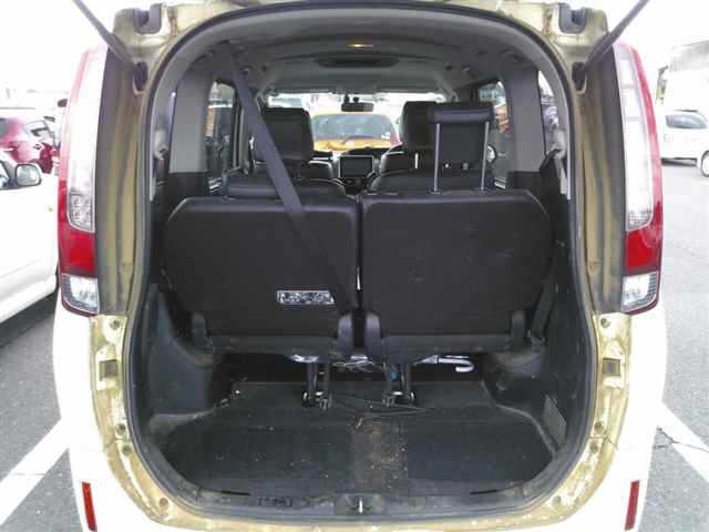 Toyota ESQUIRE 2015 7929429-10