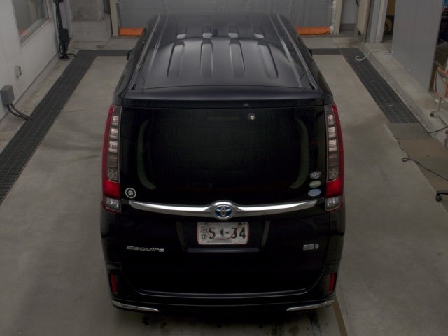 Toyota ESQUIRE 2017 7929438-7