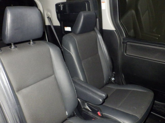 Toyota ESQUIRE 2015 7929457-8