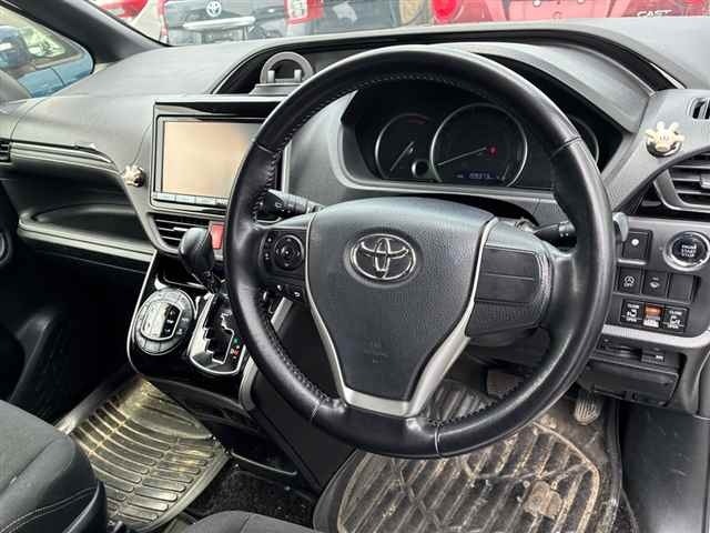 Toyota ESQUIRE 2015 7929480-3